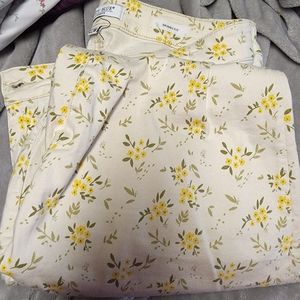 4 pair Judy Blue 22w Bundle